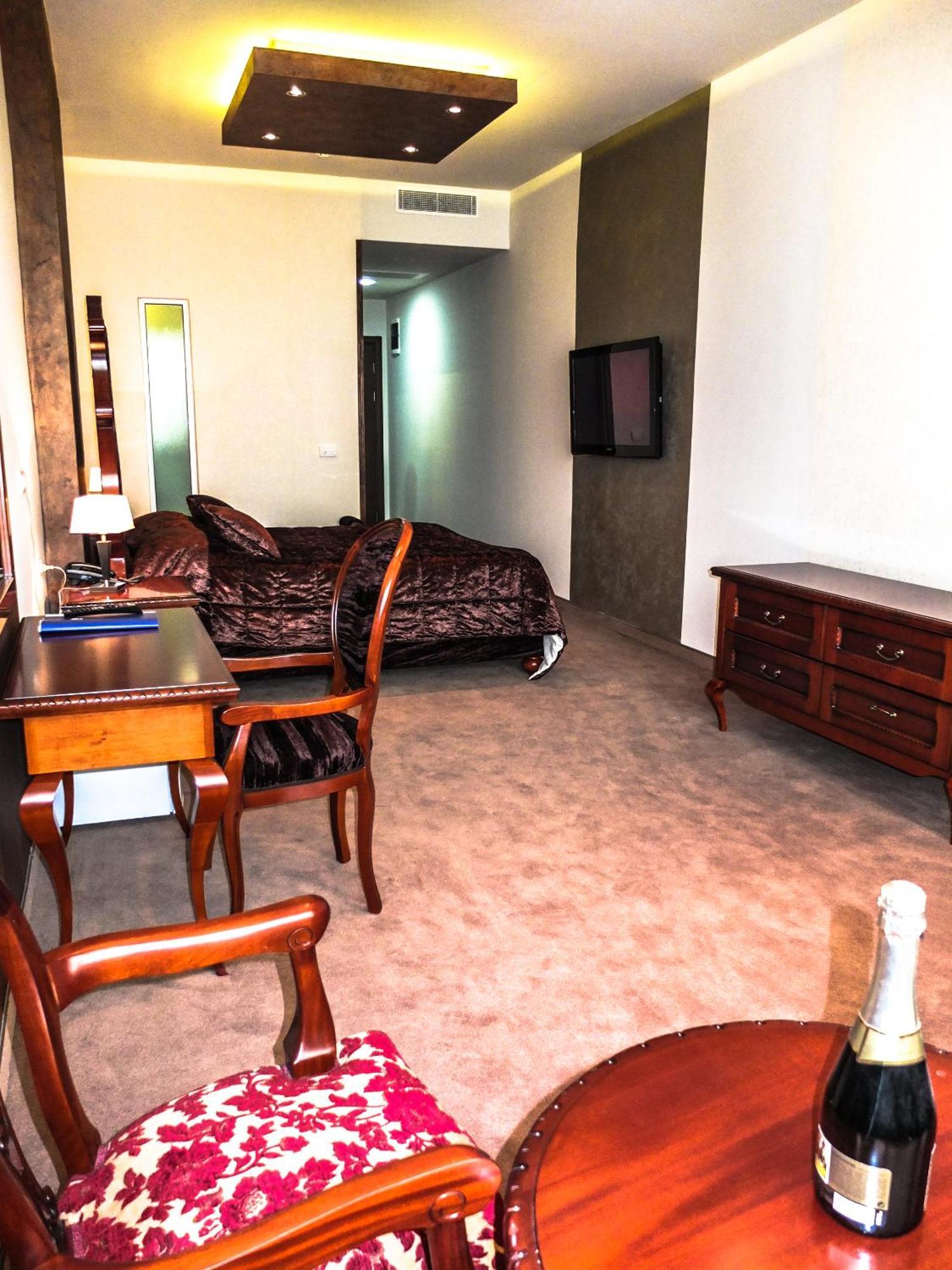 Hotel Putnik Нови-Сад Номер фото