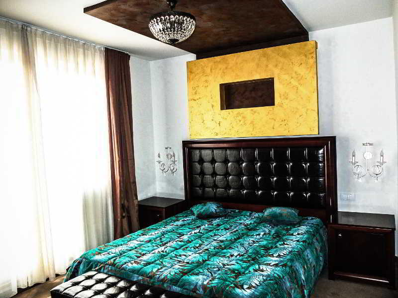 Hotel Putnik Нови-Сад Экстерьер фото